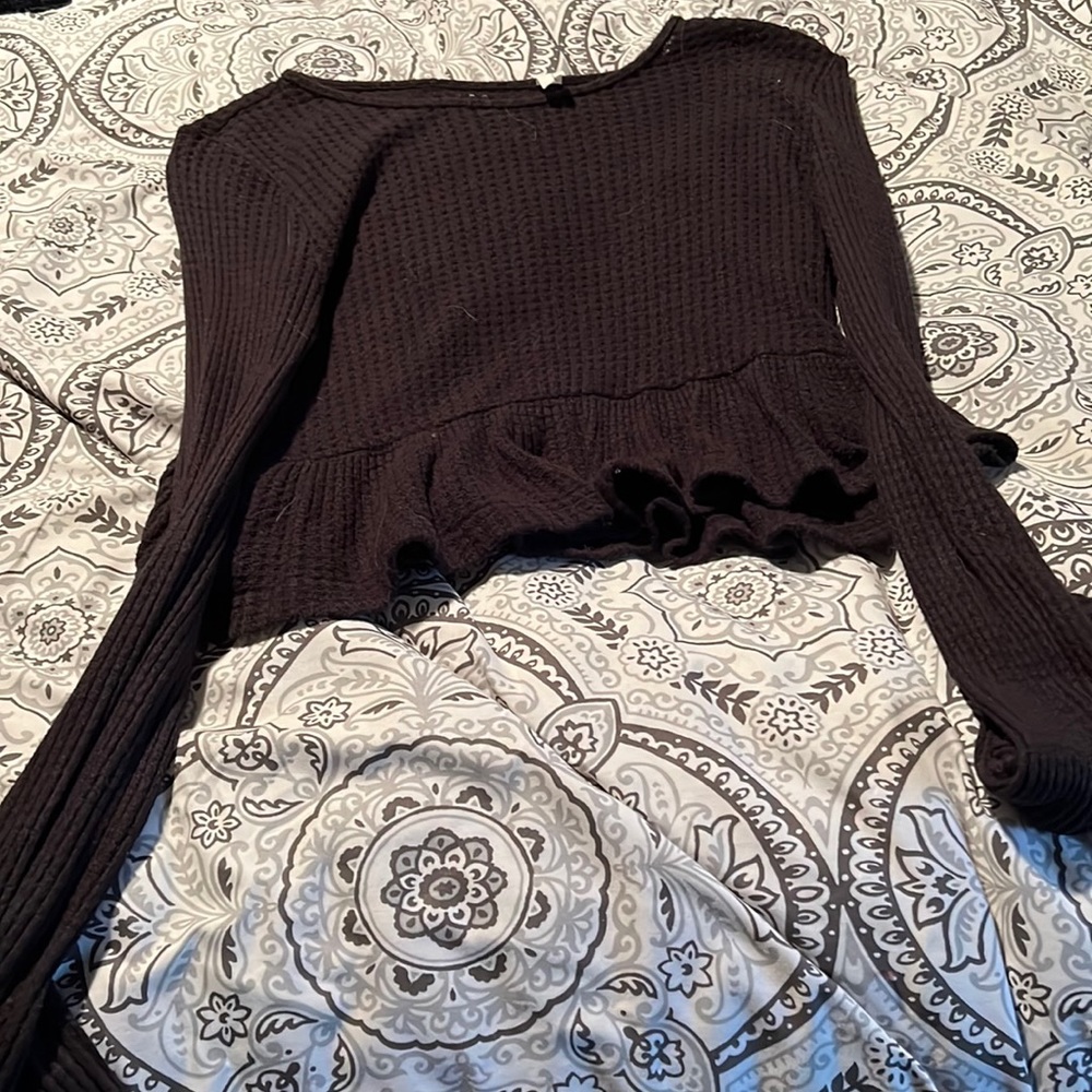 PacSun crop top